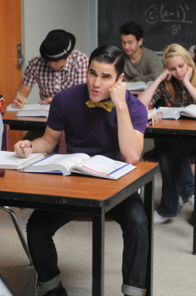 GLEE: Blaine (Darren Criss) performs in class in the "Saturday Night Glee-ver" episode of GLEE airing Tuesday, April 17 (8:00-9:00 PM ET/PT) on FOX. ©2012 Fox Broadcasting Co. Cr: Adam Rose/FOX