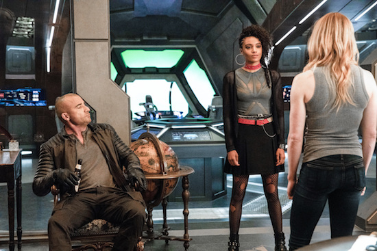 ARROW, LEGENDS OF TOMORROW, MANIFEST